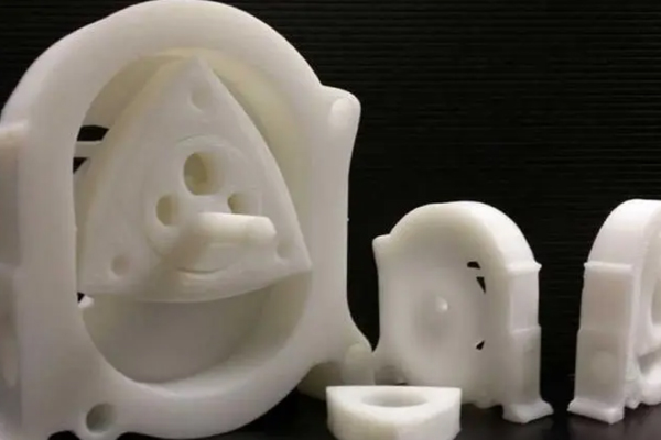 3D打印：一种改变未来的技术 ()