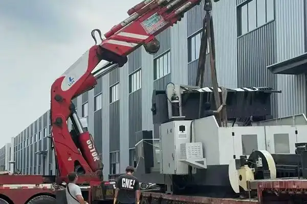 历史性时刻！中国高精密模架产业链基地迎来首台设备进驻